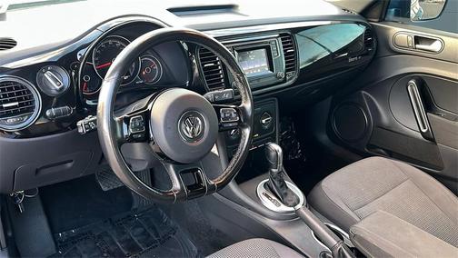 2018 Volkswagen Beetle 2.0T S