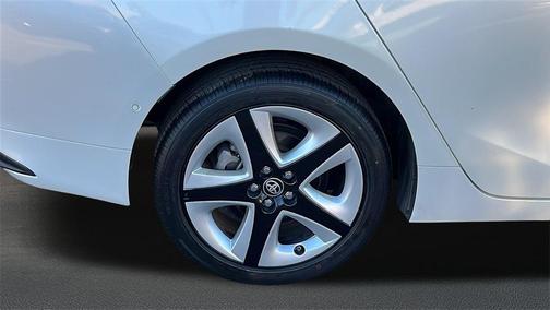 2018 Toyota Prius Three