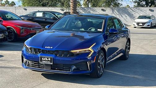2025 Kia K5 EX