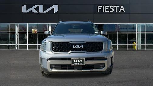 Everlasting Silver 2023 Kia Telluride SX X-Pro