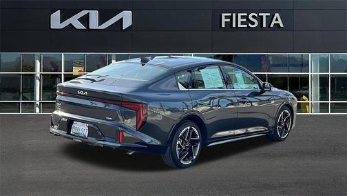 2025 Kia K4 GT-Line