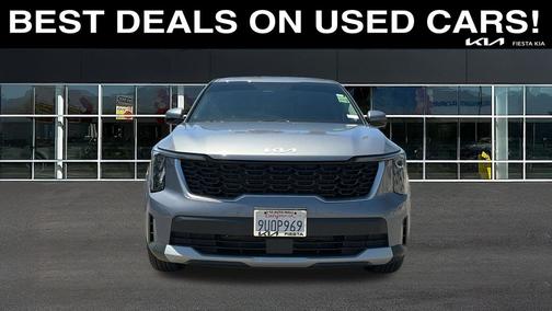 Silver 2025 Kia Sorento LX