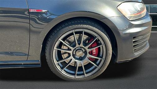 2017 Volkswagen Golf GTI 2.0T Autobahn 4-Door