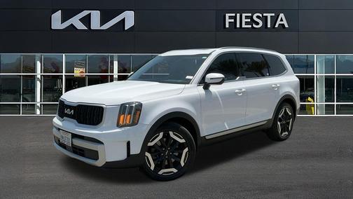 White Pearl 2024 Kia Telluride EX