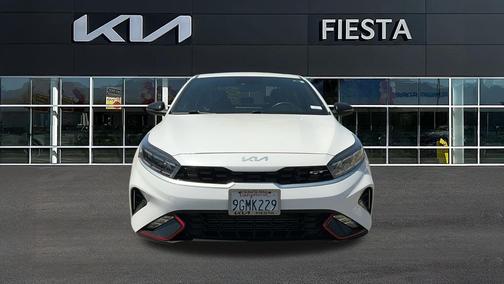 Snow White Pearl 2023 Kia Forte GT