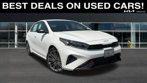 Snow White Pearl 2023 Kia Forte GT