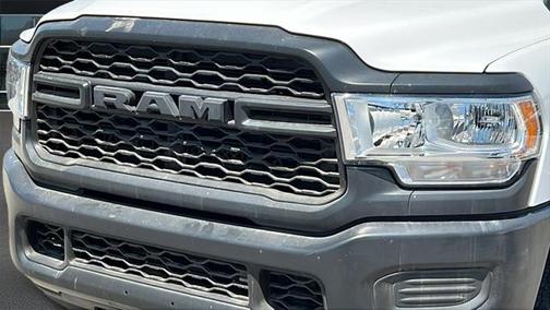 2021 RAM 2500 Tradesman Regular Cab 4x4 8' Box