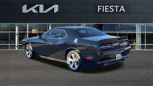 2018 Dodge Challenger SXT