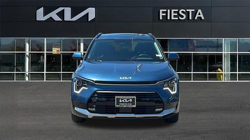 2025 Kia Niro SX