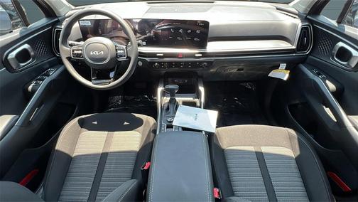2025 Kia Sorento LX