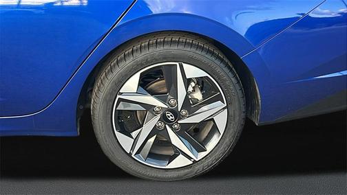 2021 Hyundai ELANTRA Limited
