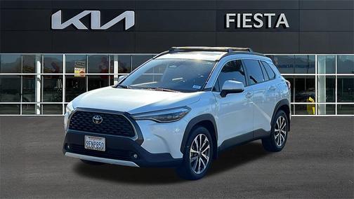 2023 Toyota Corolla Cross XLE