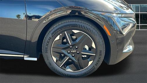 2025 Kia EV6 Wind