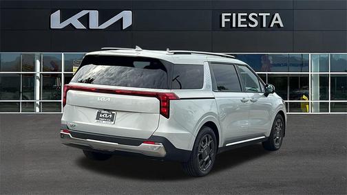 2026 Kia Carnival SX