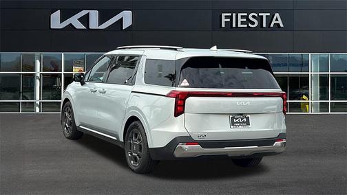 2026 Kia Carnival SX