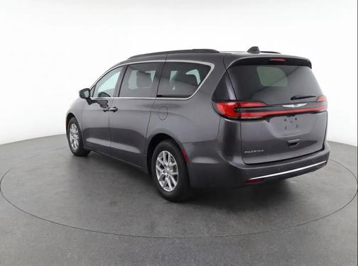 Granite Crystal Metallic Clearcoat 2022 Chrysler Pacifica Touring L