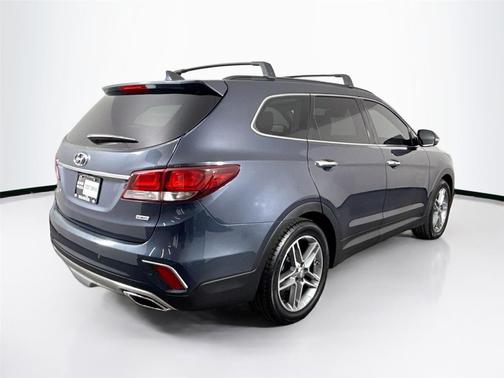 2017 Hyundai SANTA FE SE Ultimate