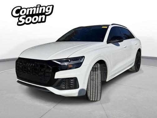 2021 Audi Q8 55 Premium