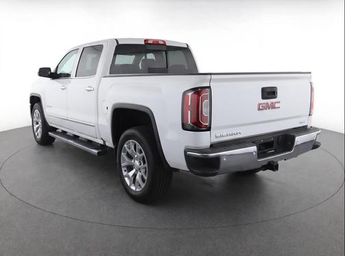 White 2018 GMC Sierra 1500 SLT