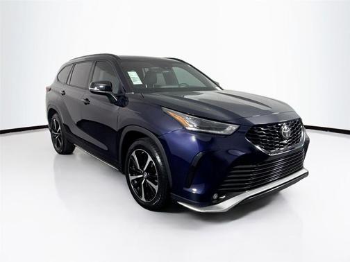 2022 Toyota Highlander XSE