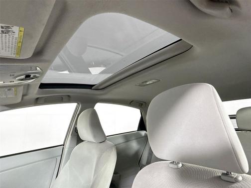Classic Silver Metallic 2015 Toyota Prius Five