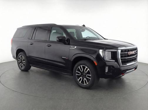 2021 GMC Yukon XL 4WD AT4