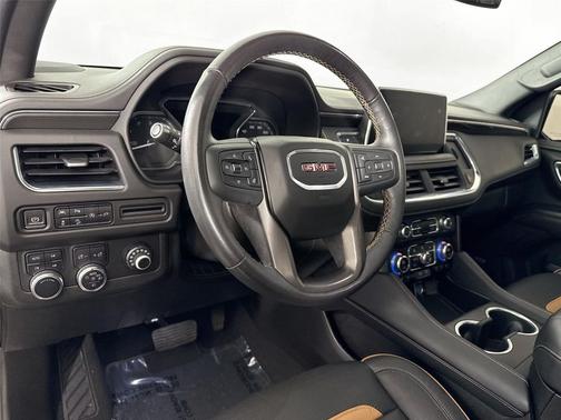 2021 GMC Yukon XL 4WD AT4