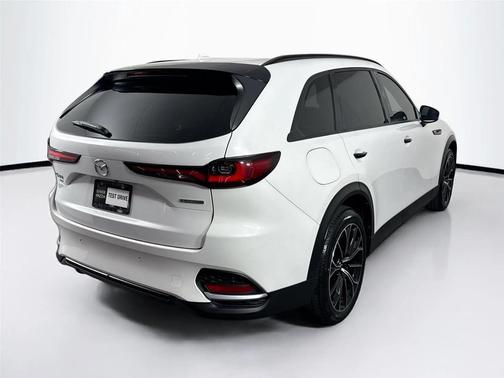 Rhodium White Premium 2025 Mazda CX-70 PHEV Premium Package