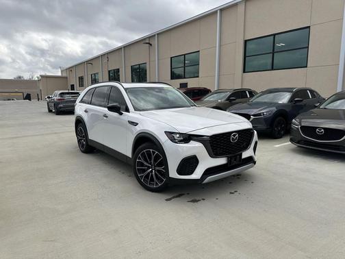 2025 Mazda CX-70 PHEV Premium Package