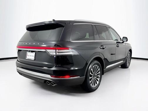 Infinite Black Metallic Clearcoat 2022 Lincoln Aviator Reserve AWD
