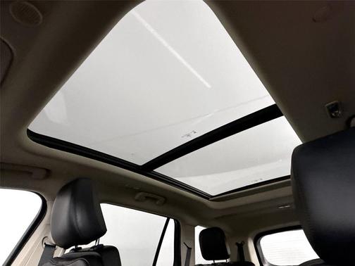 Infinite Black Metallic Clearcoat 2022 Lincoln Aviator Reserve AWD