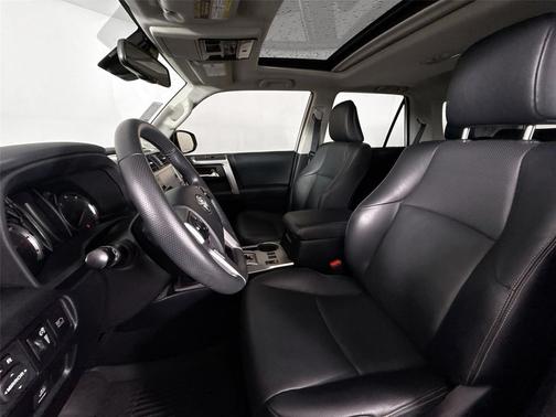 Blizzard Pearl 2020 Toyota 4Runner Limited
