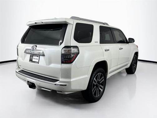 Blizzard Pearl 2020 Toyota 4Runner Limited