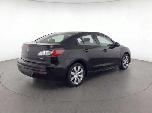 Black Mica 2013 Mazda Mazda3 i Sport