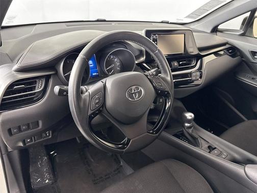 2018 Toyota C-HR XLE Premium
