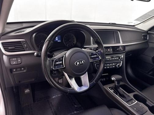 2020 Kia Optima S