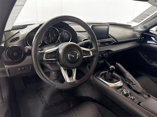 2023 Mazda MX-5 Miata Club