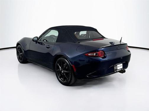 2023 Mazda MX-5 Miata Club
