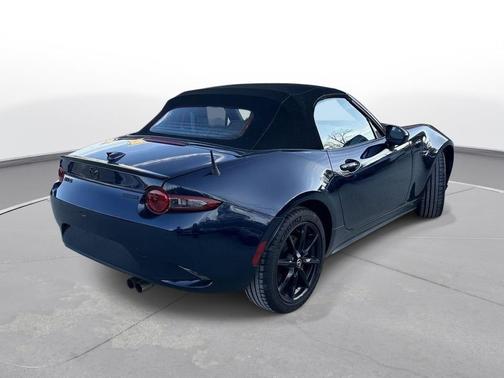 2023 Mazda MX-5 Miata Club