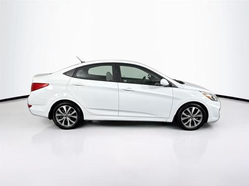 2017 Hyundai Accent Value Edition