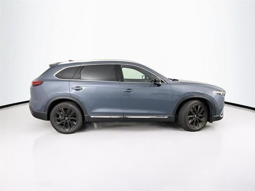 2023 Mazda CX-9 Carbon Edition