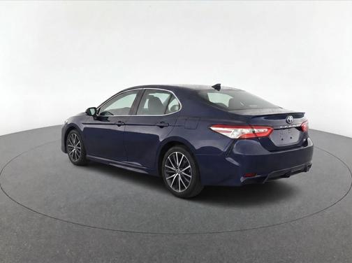 Galactic Aqua Mica 2021 Toyota Camry SE