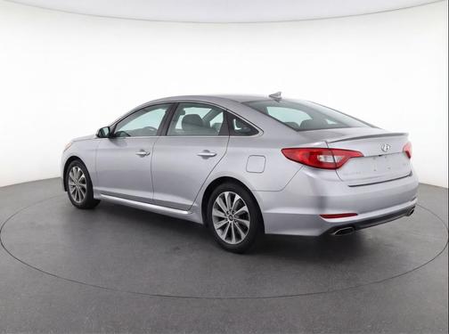 Symphony Silver 2017 Hyundai SONATA Sport