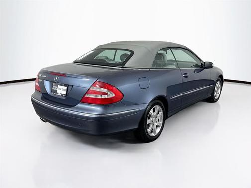 2004 Mercedes-Benz CLK-Class 320 Cabriolet
