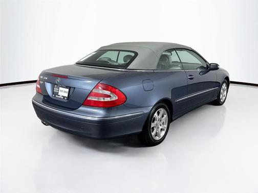 2004 Mercedes-Benz CLK-Class 320 Cabriolet