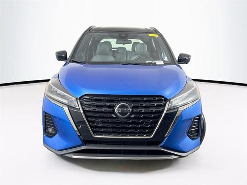 2021 Nissan Kicks SR