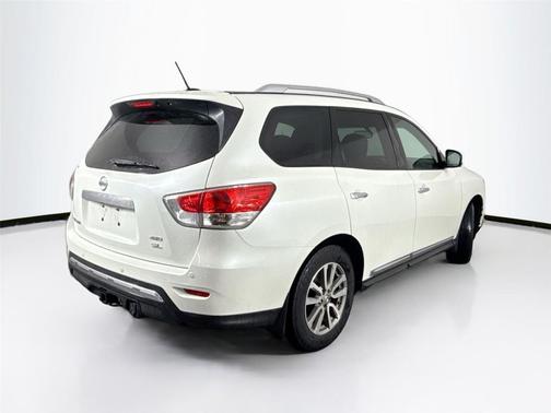 2015 Nissan Pathfinder SL