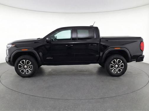 Onyx Black 2024 GMC Canyon AT4