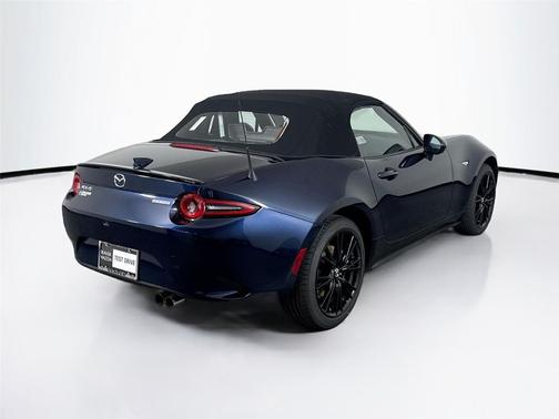 Deep Crystal Blue Mica 2026 Mazda MX-5 Miata Club