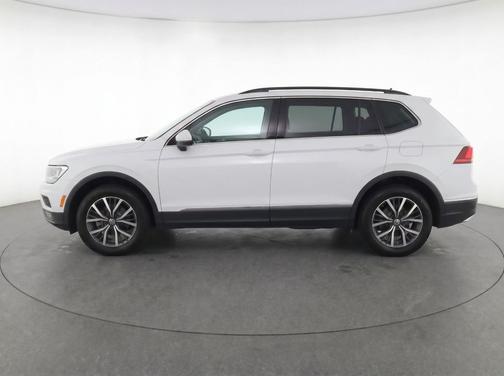 Pure White 2020 Volkswagen Tiguan 2.0T SE